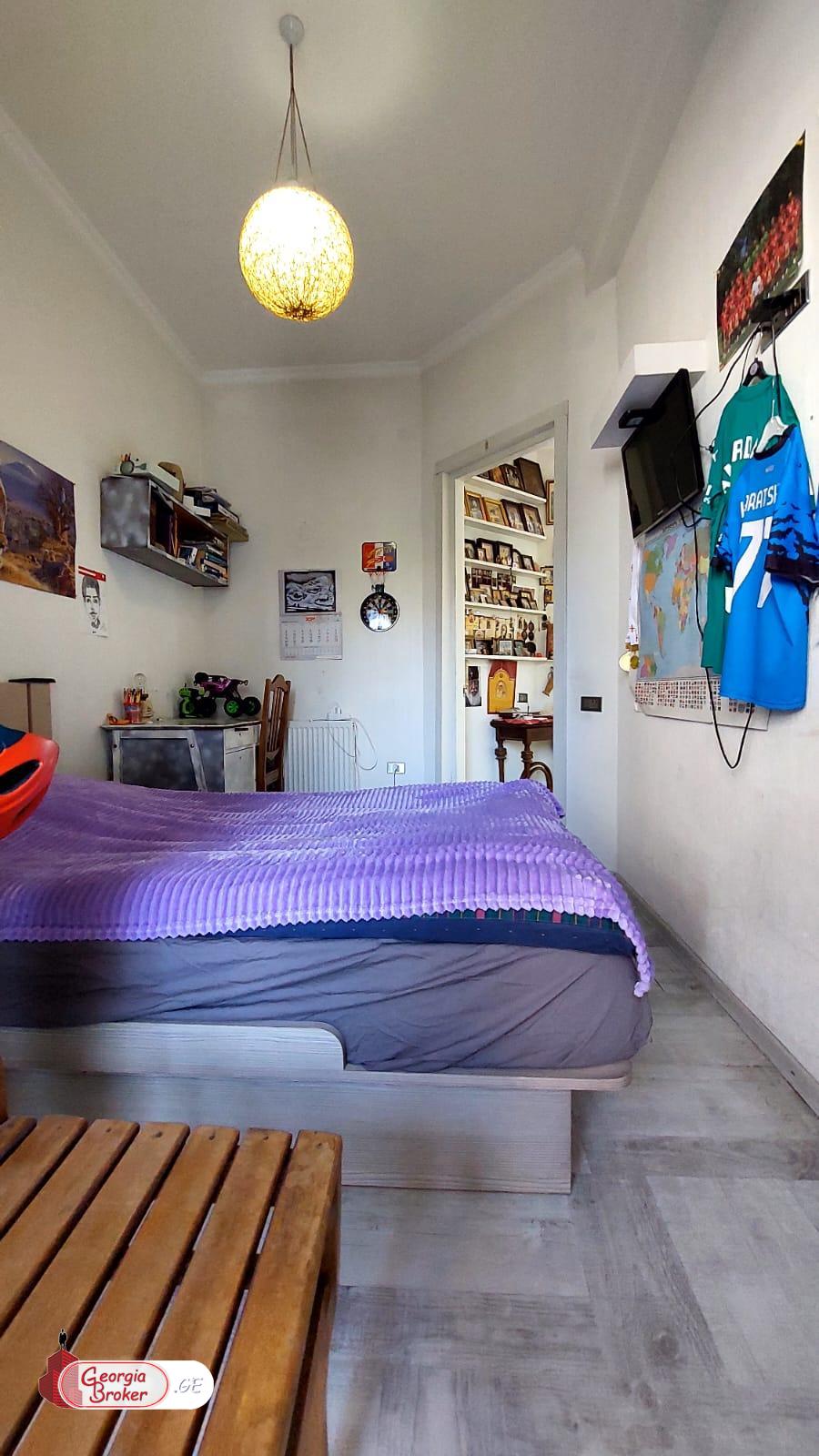 nearly repaired 4-room apartment for sale